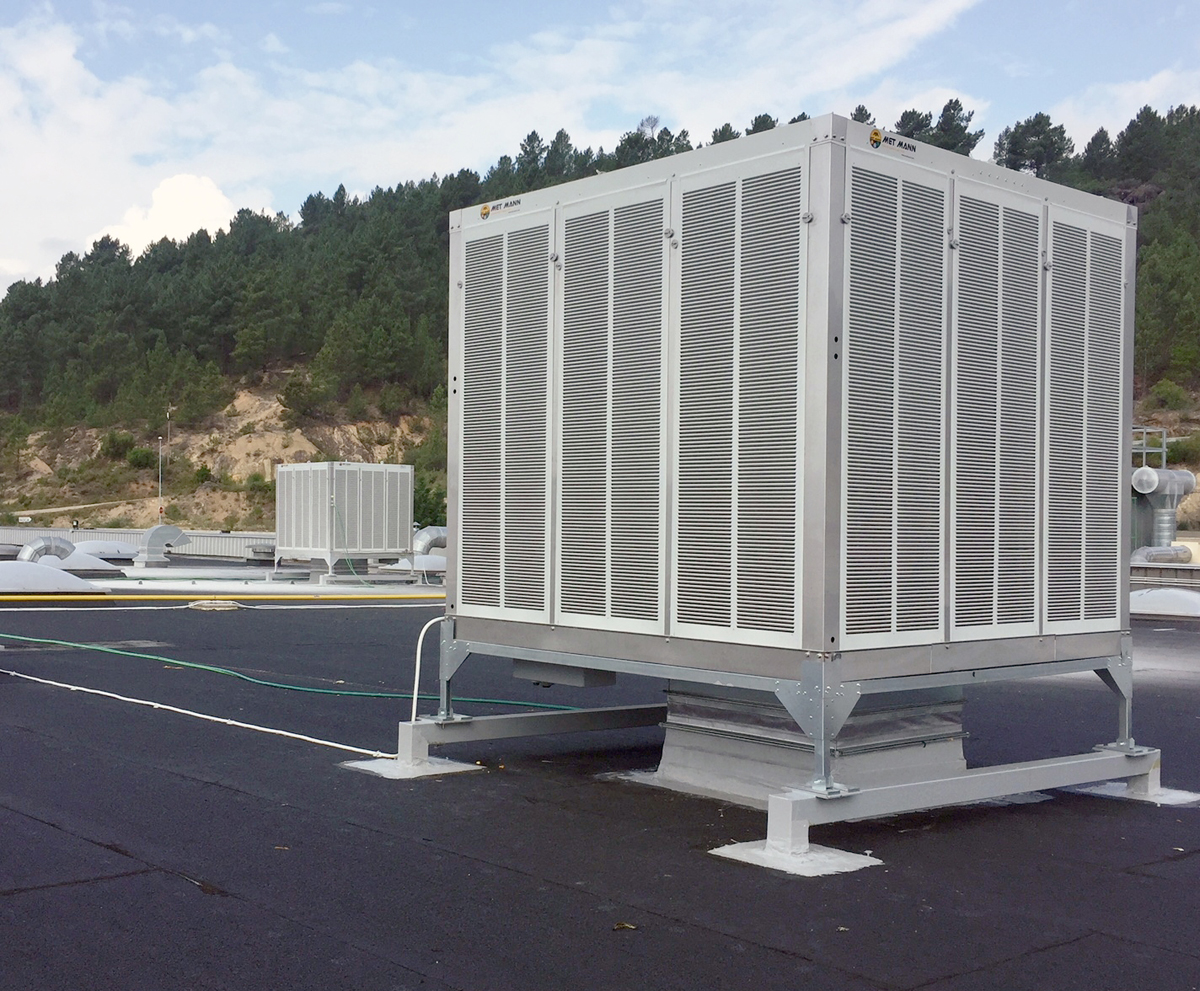 AD BIGGER PREMIUM - INDUSTRIAL EVAPORATIVE COOLERS